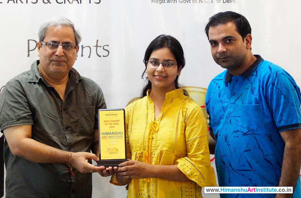 Sakshi Rajpal Awarded for Best Student in Fine Arts