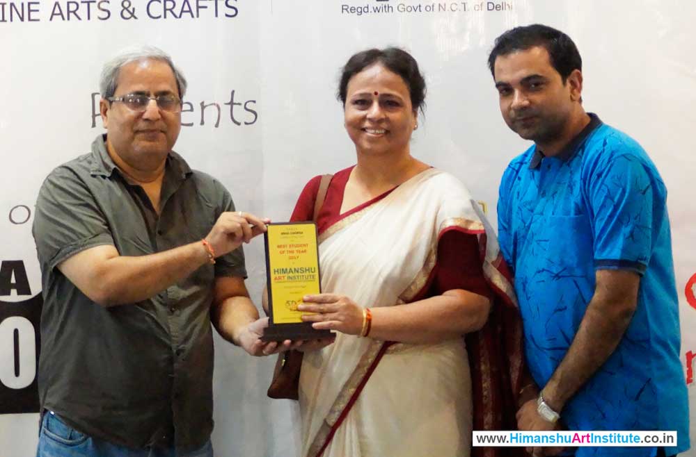 Asha Chopra Awarded for Best Student in Fine Arts