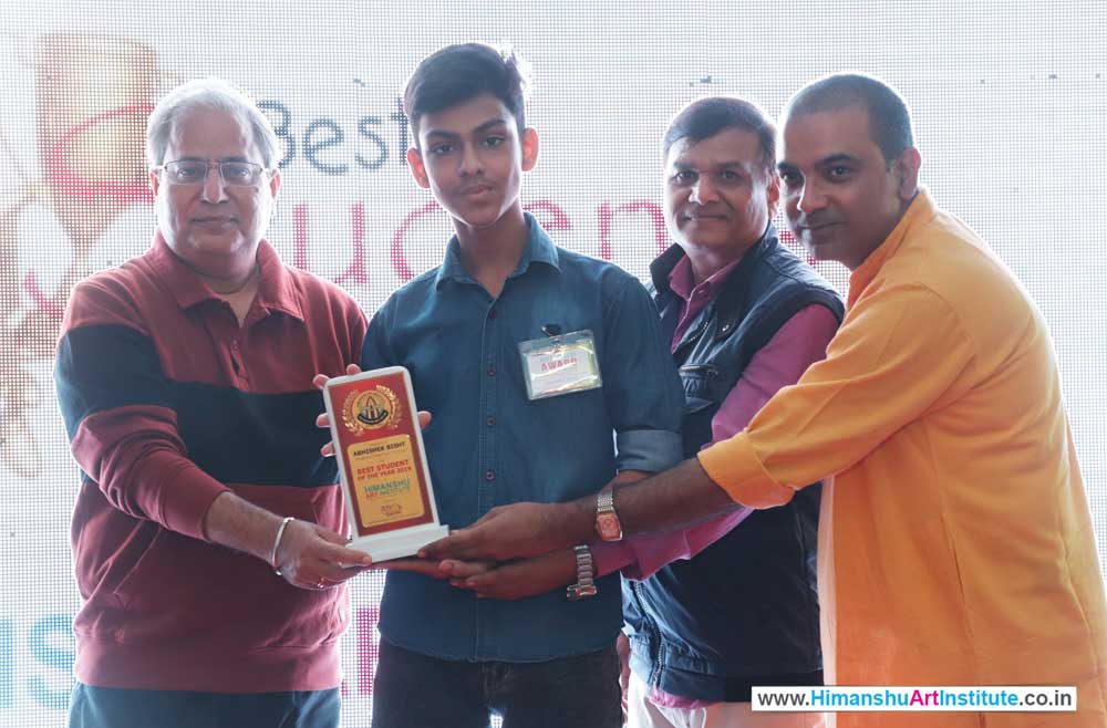 Abhishek Bisht Awarded for Best Student in Drawing & Painting